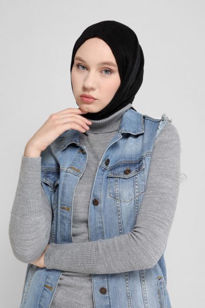 8069 شال الفينا منقوش أسود