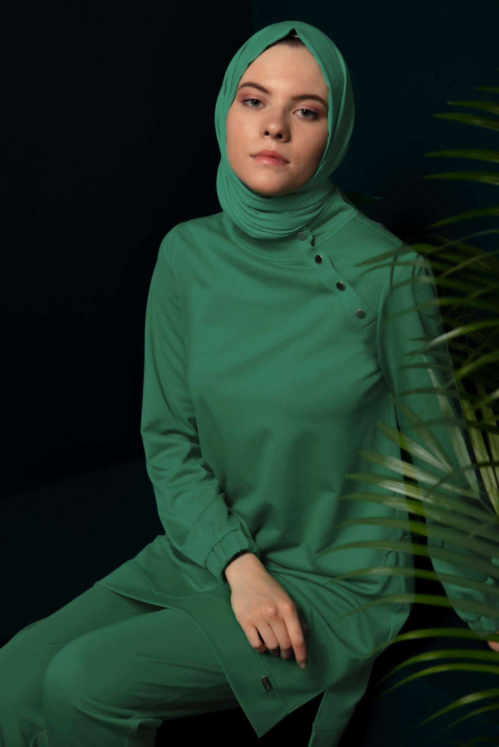 43342 طقم الفينا قطعتين مع كبسات 38/46 أخضر
