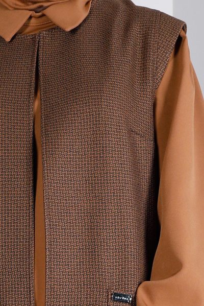 ⁦43430 تونيك الفينا منقوش قطعتين 40/46 عسلي⁩ - الصورة ⁦4⁩