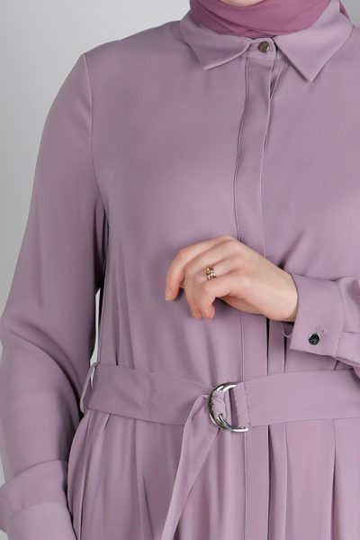 ⁦43287 تونيك الفينا أزرار مخفية بليسي من الجوانب مع حزام 40/48 أرجواني داكن⁩ - الصورة ⁦4⁩