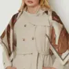 11030 ترانشكوت الفينا أزرار مع حزام 38/46 بيج فاتح